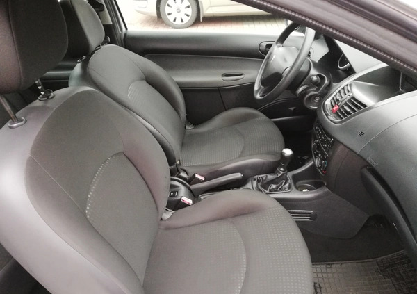 Peugeot 206 plus cena 12300 przebieg: 100200, rok produkcji 2011 z Szczecin małe 137